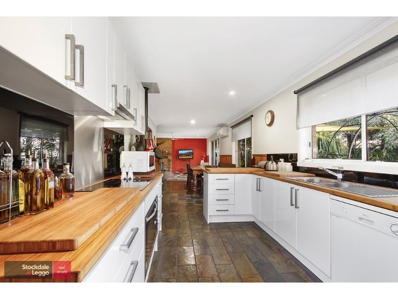 132 Warburton Highway, Lilydale VIC 3140