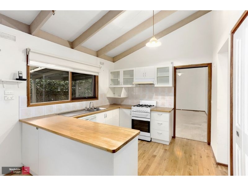 16 Poyner Avenue, Lilydale VIC 3140