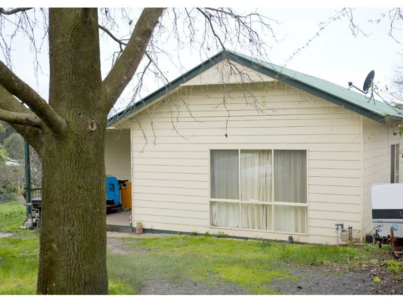 6a  Littlejohn Avenue, Mount Evelyn VIC 3796