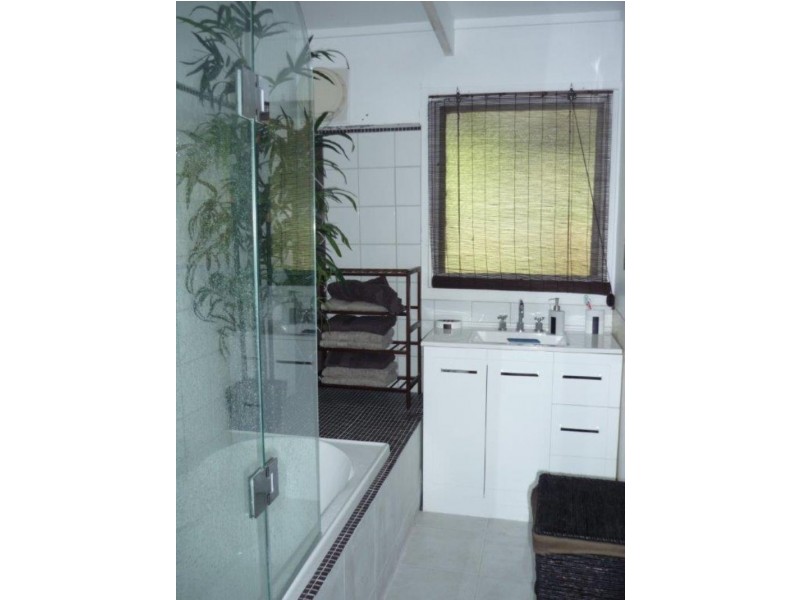 886 Warburton Highway, Seville East VIC 3139