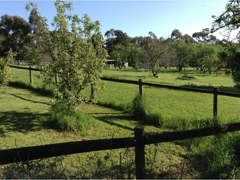 250 Clegg Road, Wandin North VIC 3139