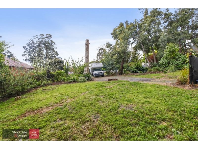 14 Clarke Avenue, Warburton VIC 3799