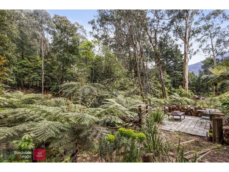 14 Clarke Avenue, Warburton VIC 3799