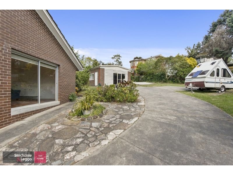 57 Victoria Road, Chirnside Park VIC 3116