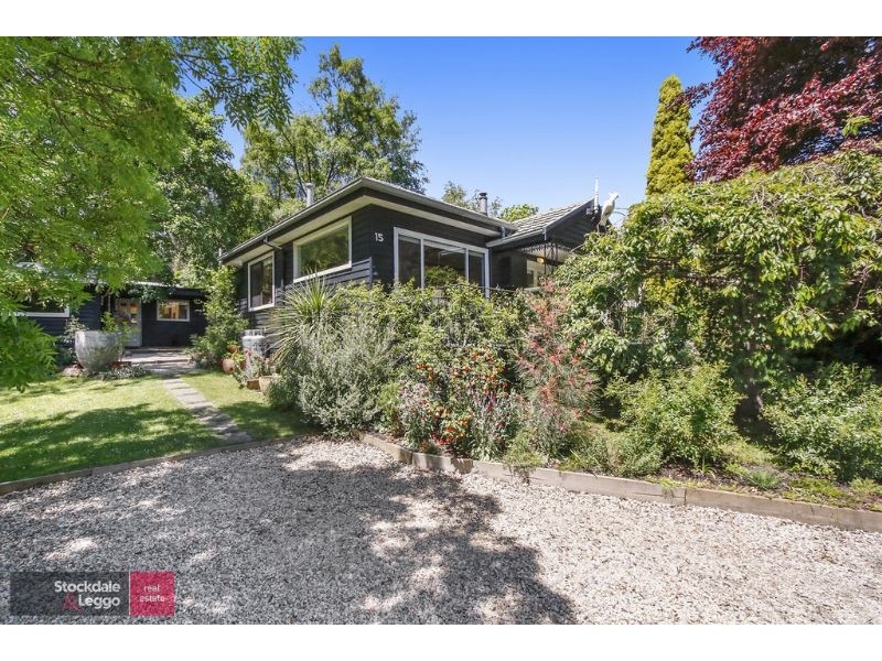 15 Clarke Avenue, Warburton VIC 3799