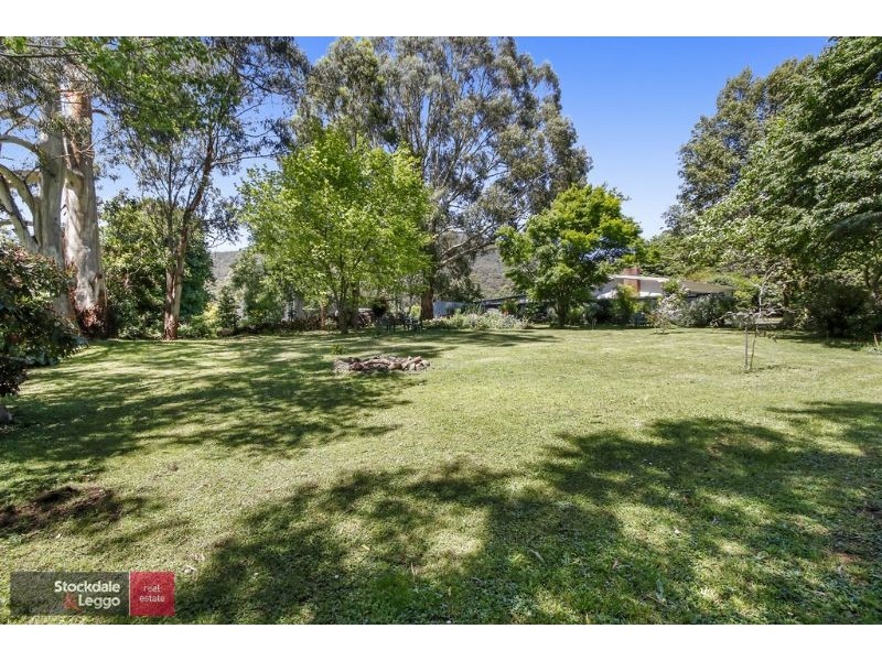 15 Clarke Avenue, Warburton VIC 3799