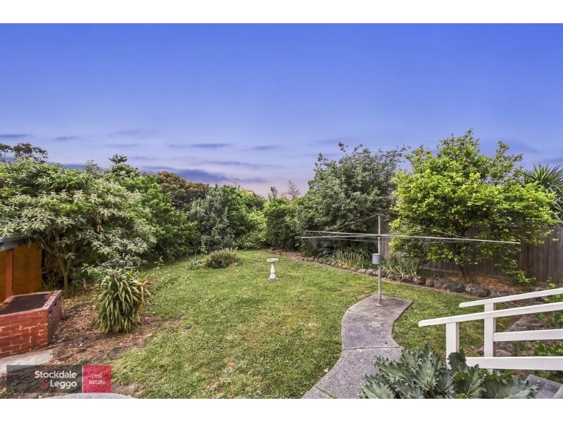 27 Roseman Road, Chirnside Park VIC 3116