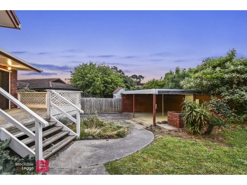 27 Roseman Road, Chirnside Park VIC 3116