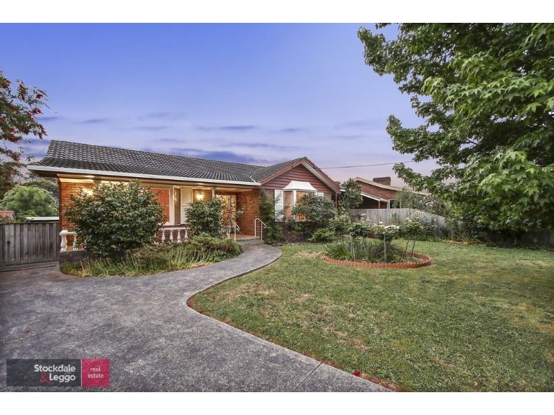 27 Roseman Road, Chirnside Park VIC 3116