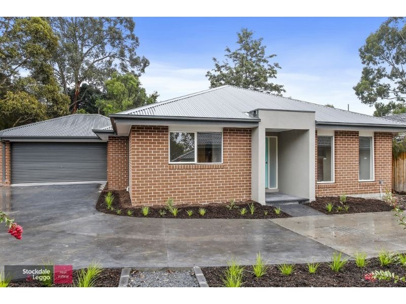 3/2 Lorna Court, Mooroolbark VIC 3138