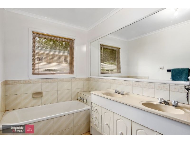 108 Commercial Road, Mount Evelyn VIC 3796