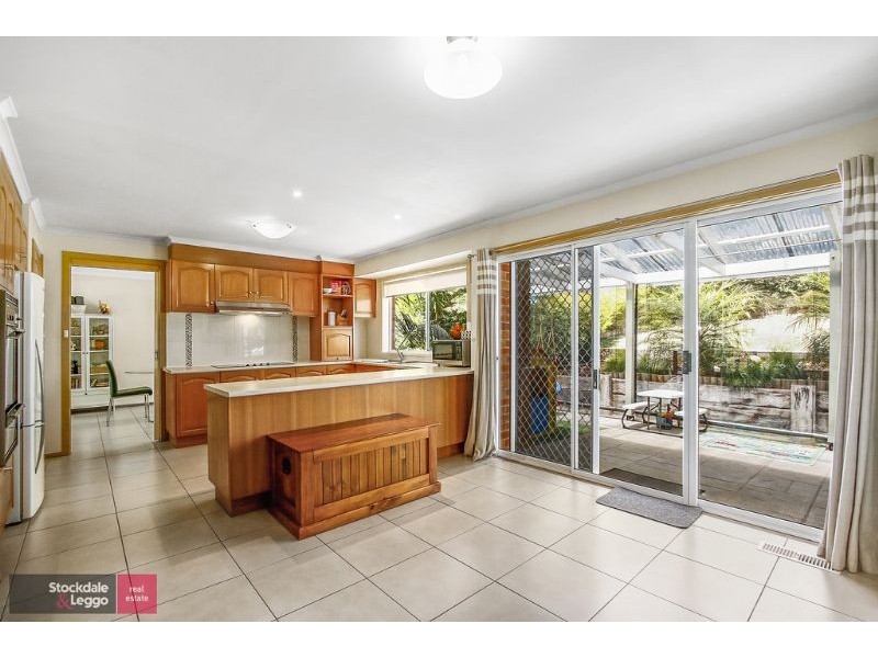 1 Lakeview Drive, Lilydale VIC 3140