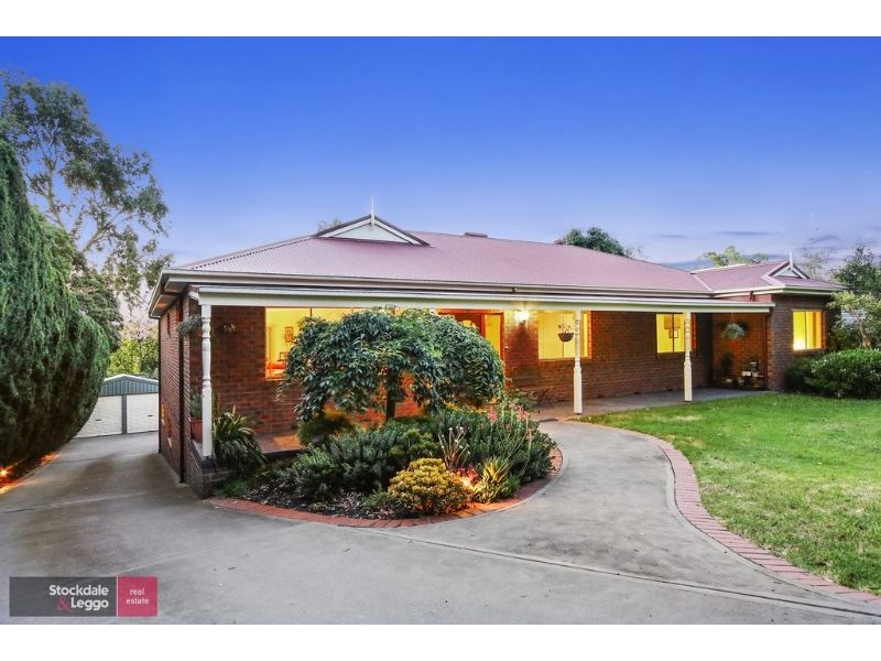 38 Monbulk Road, Mount Evelyn VIC 3796