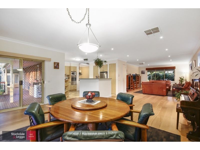 38 Monbulk Road, Mount Evelyn VIC 3796