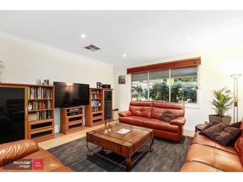 38 Monbulk Road, Mount Evelyn VIC 3796