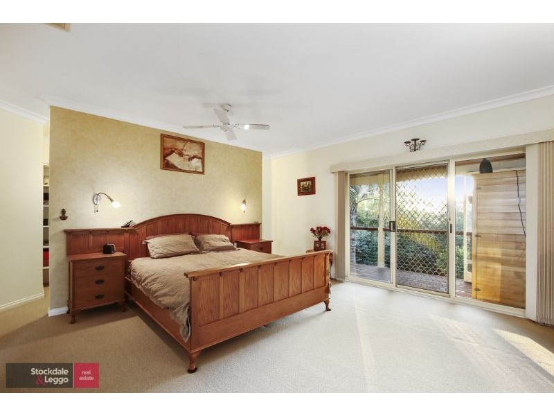 38 Monbulk Road, Mount Evelyn VIC 3796