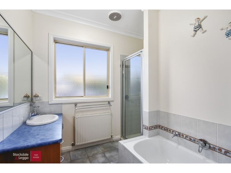 38 Monbulk Road, Mount Evelyn VIC 3796