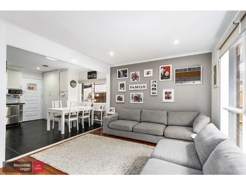 111 Cambridge Road, Mooroolbark VIC 3138