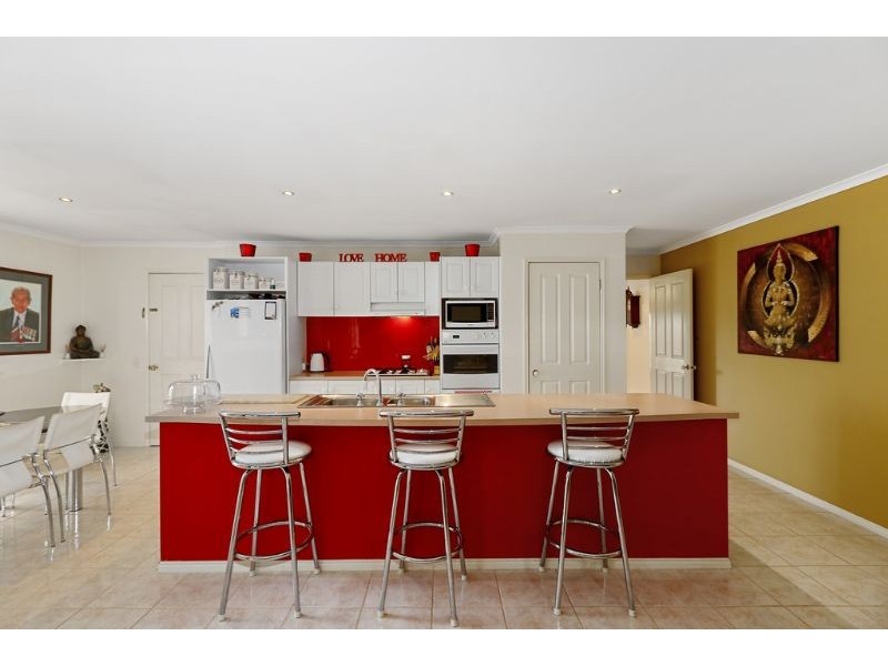 87 Victoria Road, Chirnside Park VIC 3116