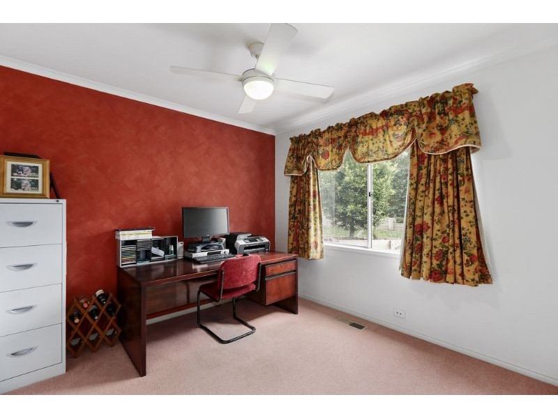 87 Victoria Road, Chirnside Park VIC 3116