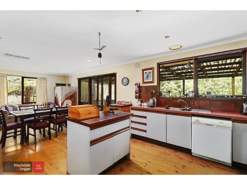 252 Warburton Highway, Wandin North VIC 3139