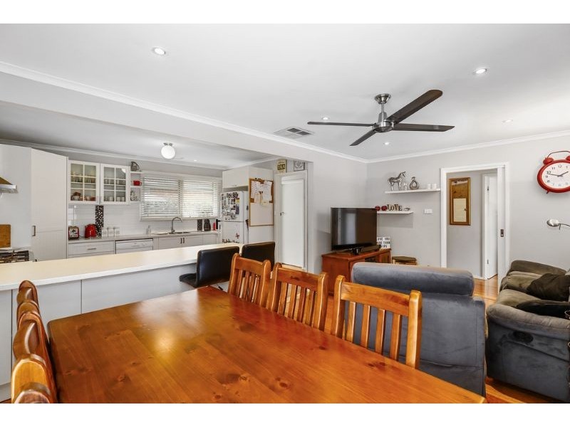 410 Hull Road, Mooroolbark VIC 3138