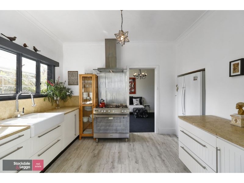 12 Sylvan Avenue, Warburton VIC 3799