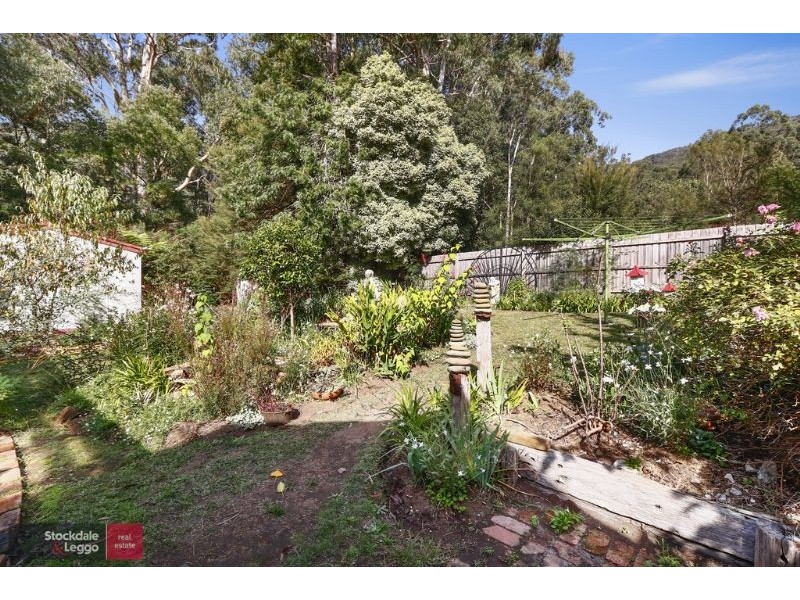 12 Sylvan Avenue, Warburton VIC 3799