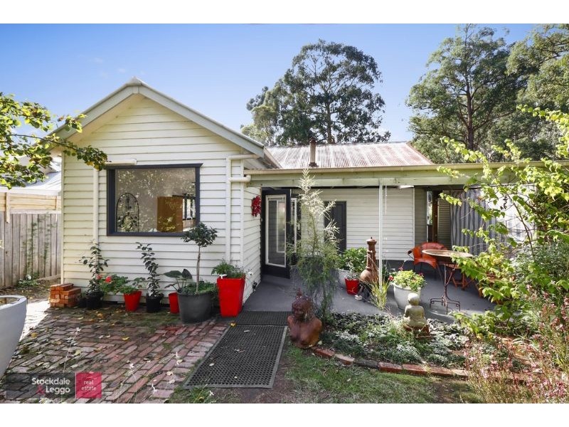 12 Sylvan Avenue, Warburton VIC 3799