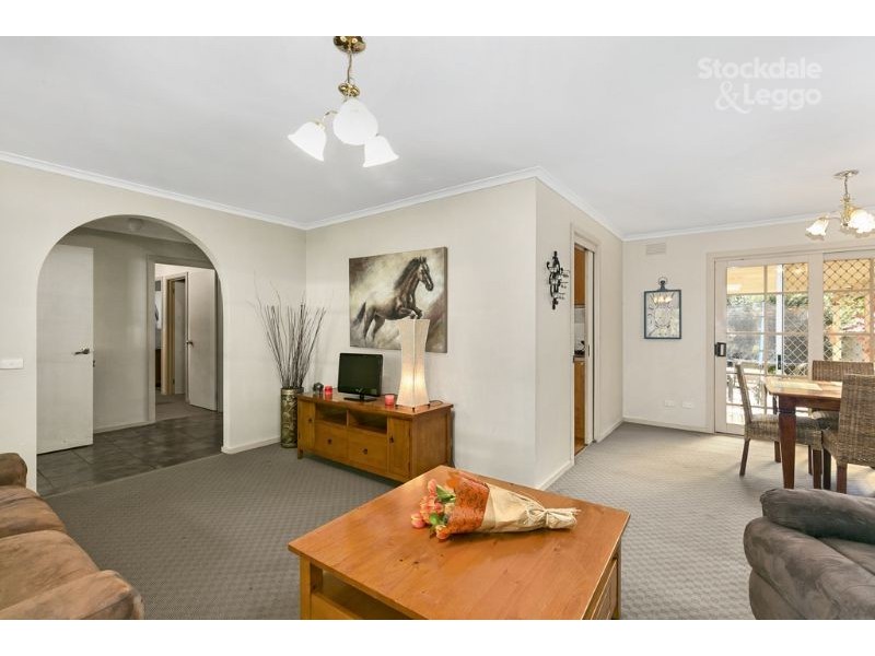 11 Winifred Street, Seville VIC 3139