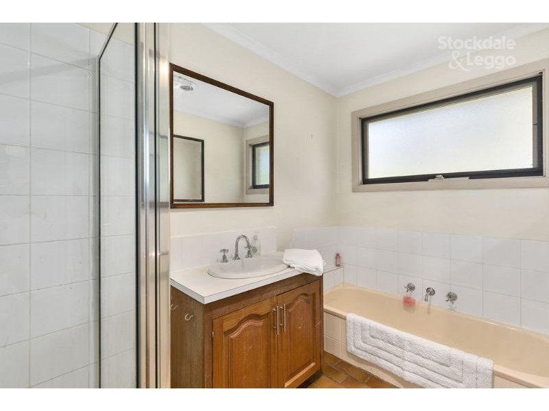 11 Winifred Street, Seville VIC 3139