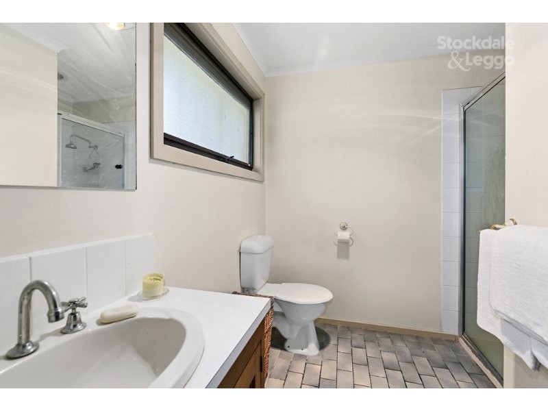 11 Winifred Street, Seville VIC 3139