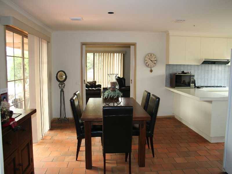 Brookfield VIC 3338