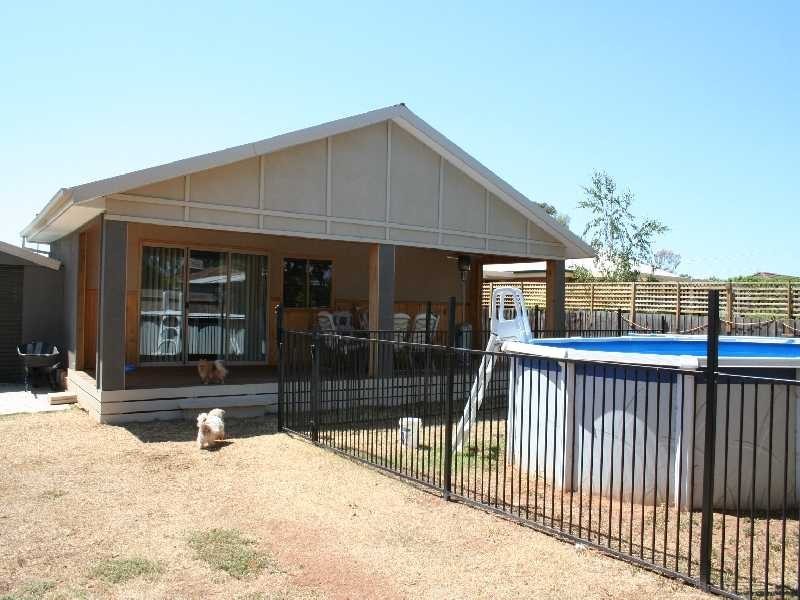 Melton South VIC 3338