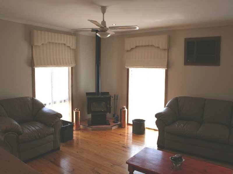 Melton South VIC 3338