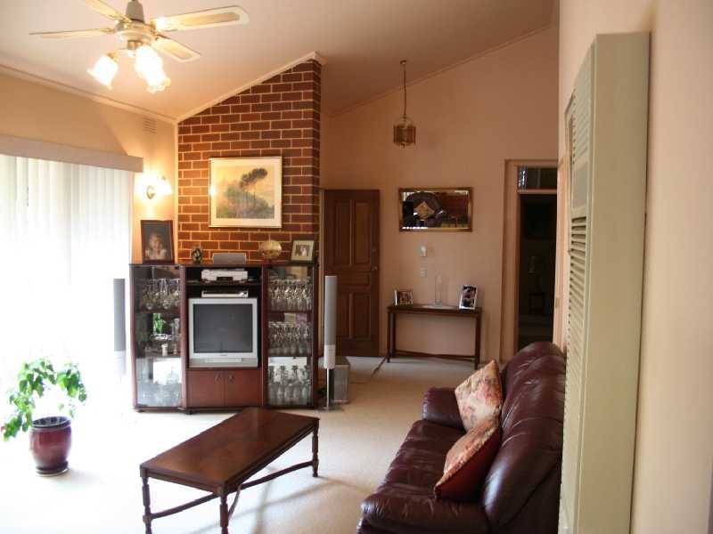 Melton West VIC 3337