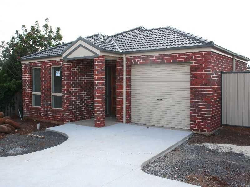 Melton South VIC 3338