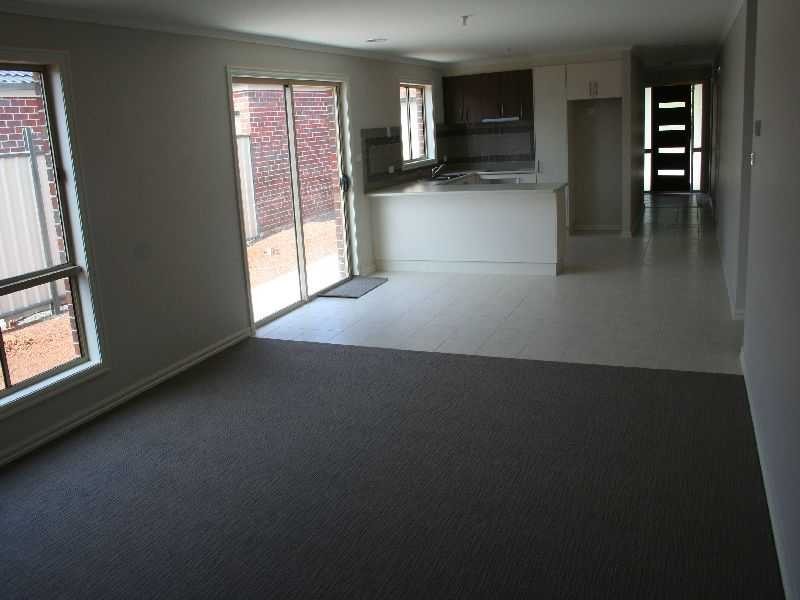 Melton South VIC 3338