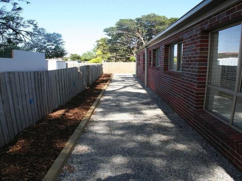 Unit 3/20 Kurrajong Crescent, Melton South VIC 3338