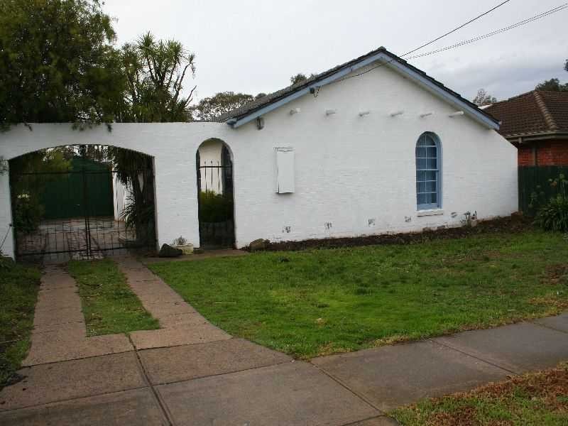 40 Burleigh Road, Melton VIC 3337