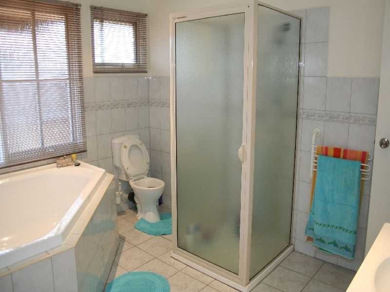 Melton South VIC 3338