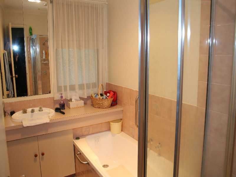 Melton West VIC 3337