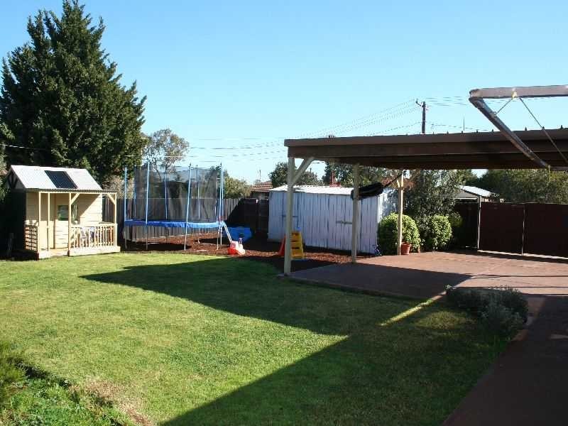 Melton South VIC 3338