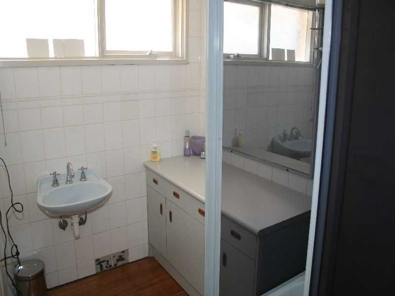 Melton South VIC 3338