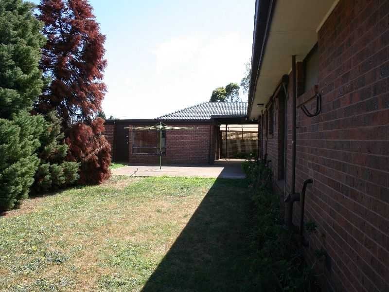 Melton South VIC 3338