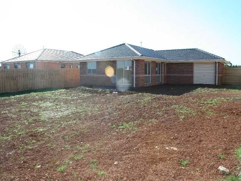 183 McBurnie Drive, Melton VIC 3337
