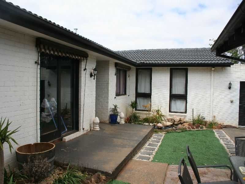 Melton West VIC 3337