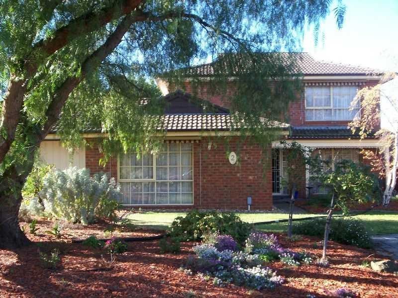 2 Anniba Place, Melton West VIC 3337