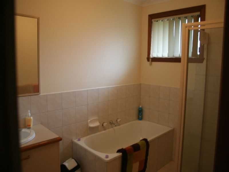 Melton West VIC 3337