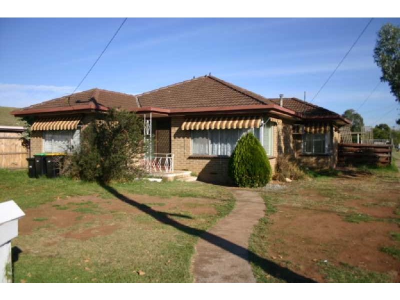 41 Marina Drive, Melton VIC 3337